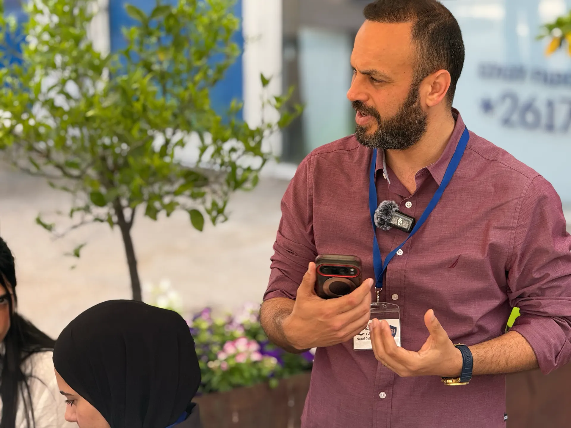 طلاب كلية ميناء حيفا في الصفوف