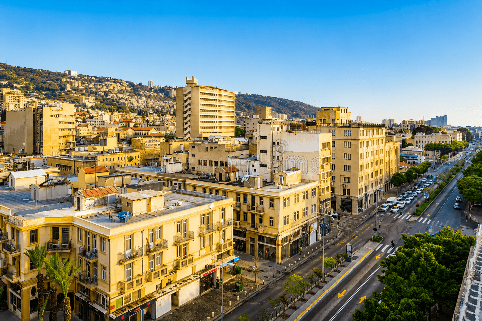 حيفا كمدينة نابضة بالحياة والتجارة